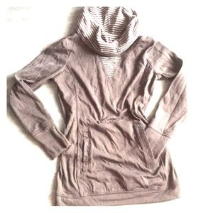 REI cowl neck cold gear activewear shirt • sz XS